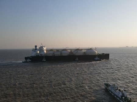 南通港吕四港区迎来史上最大LNG船 - 在航船动态 - 国际船舶网