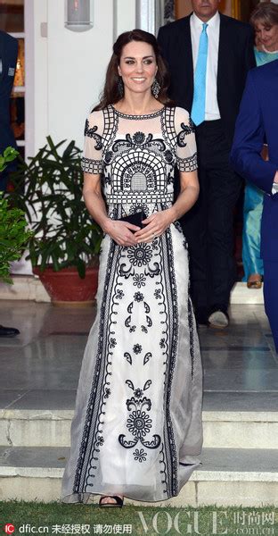 【图】凯特王妃出访印度，不仅有EQ，更有衣品！_星话题_名流派对频道_VOGUE时尚网