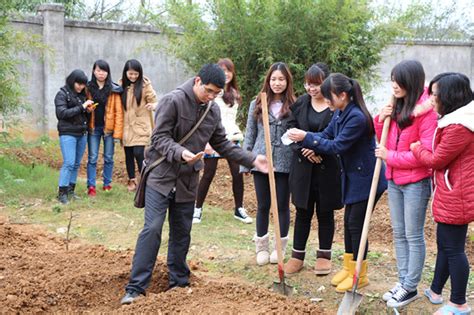 中国教育在线：浙江师范大学附属丁蕙实验小学开展秋冬季植物播种活动