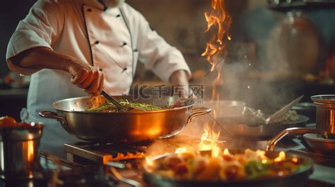 厨师处理食材图片-做菜的厨师素材-高清图片-摄影照片-寻图免费打包下载