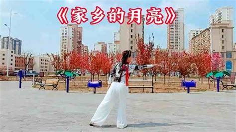 浙江27岁“广场舞男神”重出江湖！大妈们激动复工：终于等到你