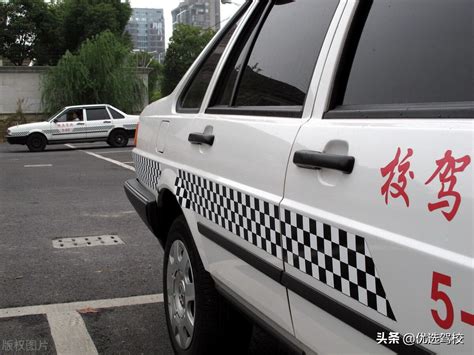 可以推荐一下，上海学车，考驾照比较正规的驾校？ - 知乎