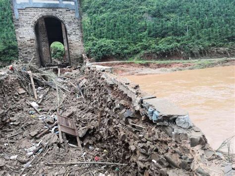 江西“桥坚强”遭遇洪水袭击仍完好 目前正研究制定修复方案