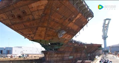 涨知识｜50mm厚的航母甲板是如何焊接的？航母用钢及甲板焊接技术_钢板_要求_装甲