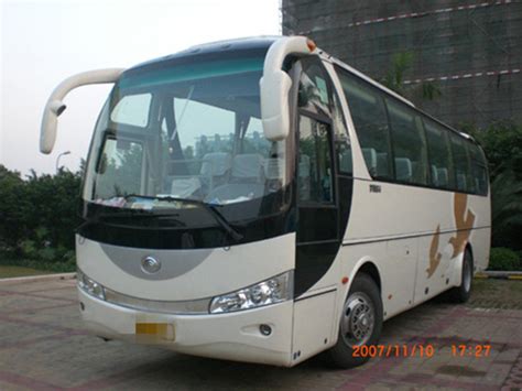 “你好，2021！”升级版双层巴士“大红豆”盛装回归杭州街头_杭州网