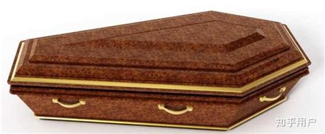 在中国丧葬文化里，棺材的选择有讲究，5种不同颜色对应不同人