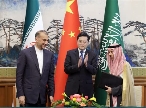 伊朗和中国在政治与文化外交上，关系都很好_凤凰网视频_凤凰网