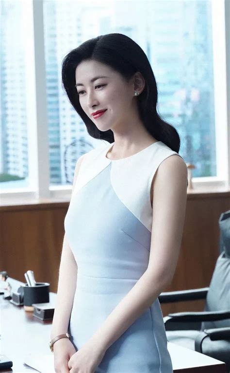 栗原杏里图片