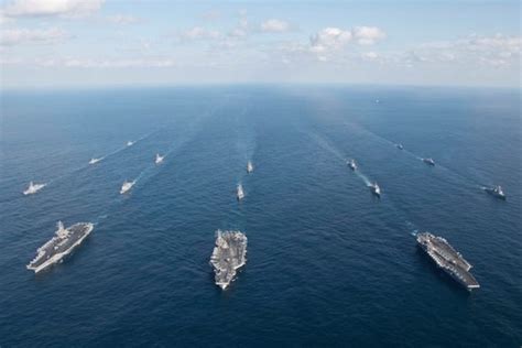 美媒称美海军现役11艘航母“根本不够用”_凤凰网视频_凤凰网