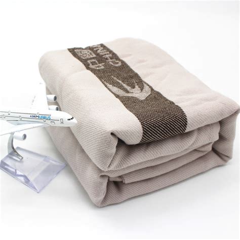 新款头等舱飞机毛毯单人办公室秋季空调毯午睡毯纯色盖毯宿舍浴巾-阿里巴巴