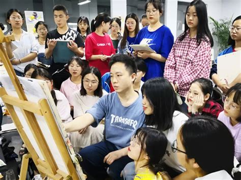 武汉哥图艺考画室| 正式开启新一届的教学模式