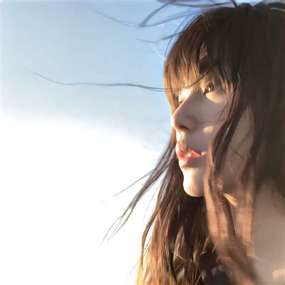 温柔失落女生头像