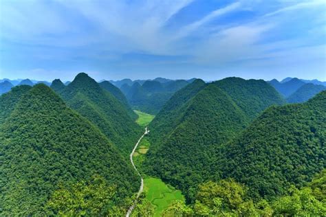 黔南州福泉古城文化旅游景区，“一城一山一峡谷，一神一仙一福地”