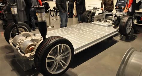 更换特斯拉 Model 3 电池组的成本比你想象的要高-CarMeta