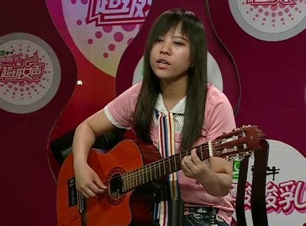 在杭州念书的00后女孩单依纯好声音冠军 有学生凭一首歌就赚4套房子和1辆车_杭州网新闻频道