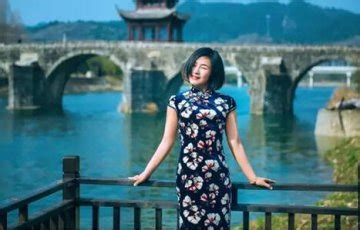 灼灼风流：女主为自由逃婚，前往定京城参加科考，打破常规的设定有趣_腾讯视频