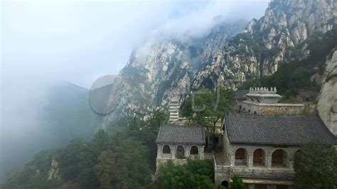 4K航拍河南嵩山禅院嵩山风景区_3840X2160_高清视频素材下载(编号:3715063)_实拍视频_光厂(VJ师网) www.vjshi.com