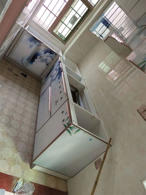 现代简约风格衣柜安装效果图分享，还有个半成品，呵呵-装修设计-广州房天下