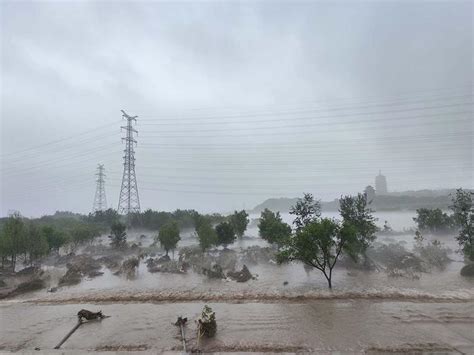 江西东乡:暴雨洪水致村庄成泽国|气象局|东乡|暴雨_新浪新闻