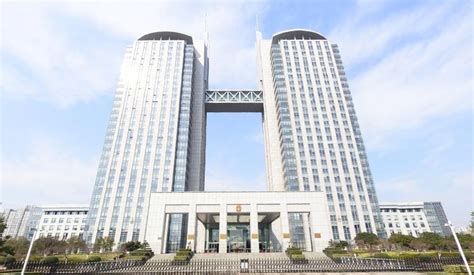 盘点江苏省13个地级市政府大楼，南京的大院子太低调