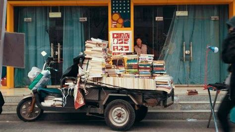 一天带货1100万，直播卖书能拯救书店的“没落”吗？ | CBNData