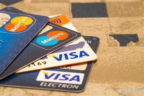 银行卡一类卡限额多少和二类卡有什么不同 银行卡收年费吗？- 青年创投网
