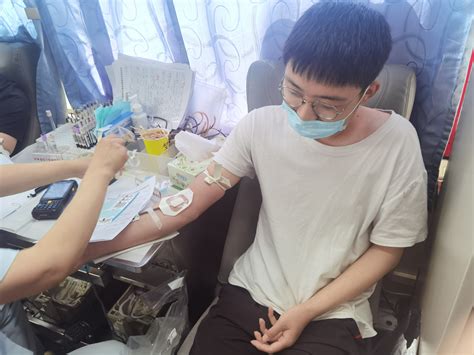 中！河南小伙献血九十多次 ，今又捐出"生命种子"救人 河南日报网-河南日报官方网站