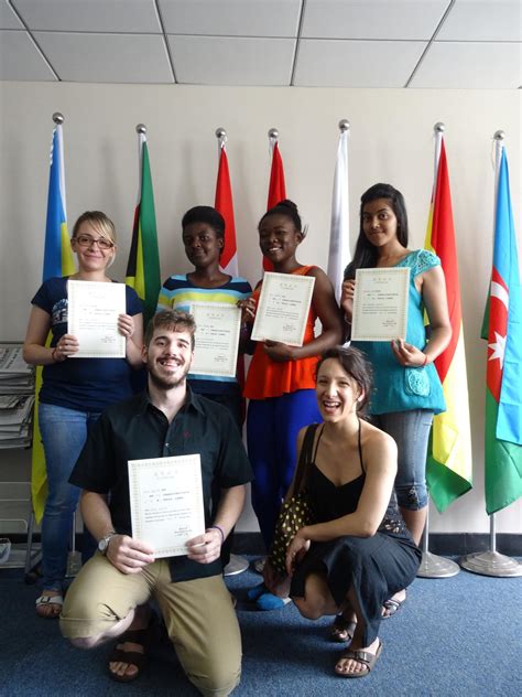 10名外国学生获2014年温州大学留学生奖学金-国际教育学院
