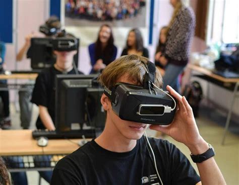 3D/VR学科教室, 桌面虚拟交互教学一体机, 教师讲授, 3D互动智慧平板 - 深圳未来立体教育科技有限公司