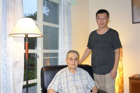 台湾诗人杨牧去世，享年80岁_手机新浪网