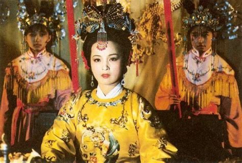 川剧《富贵荣华》演绎“王子与灰姑娘”的中国式传奇 - 文娱 - 华西都市网新闻频道