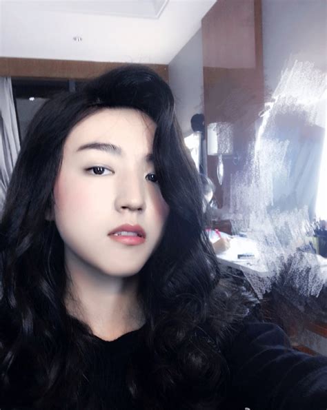 王凯莉手绘图片