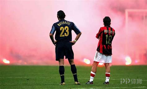 13 年前的今天：国际米兰欧冠半决赛首回合中3-1击败巴萨-直播吧