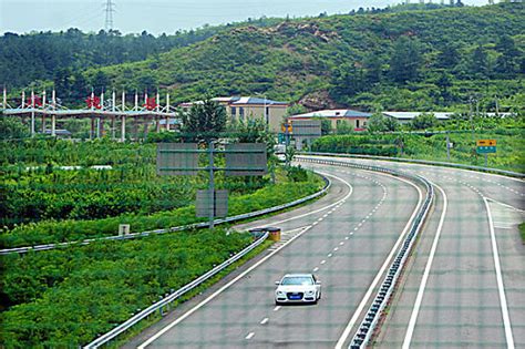 【全国首次】京雄高速北京段主收费站设在了桥上 很是气派_车道_高速公路_永定河