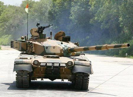 MBT-2000主战坦克 - 知乎