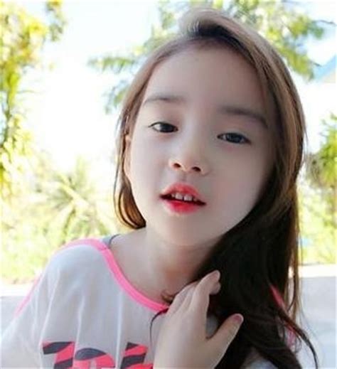 可爱韩国小妹妹图片