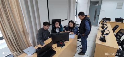 外国语学院开展同声传译训练实验室培训