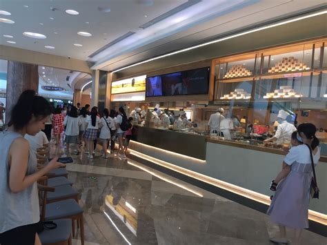 2022西贝莜面村(福州泰禾店)美食餐厅,...大的一家店，玻璃窗展示厨...【去哪儿攻略】