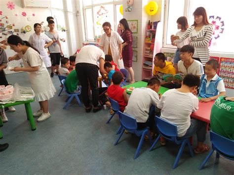 永远的牵挂 ——天津、河北两地公益组织全国助残日看望晋州孤儿院儿童 - 全国关爱残疾人联盟 - 中国公益网