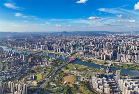 江西赣州：山水城市生态美-人民图片网