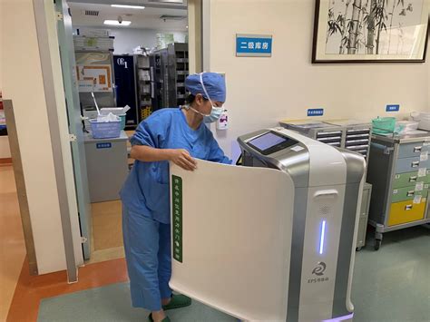 广东省人民医院机器人方阵又添新成员 手术室机器人成最忙“物流人”_家庭医生在线新闻-产经频道