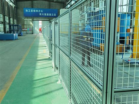 电厂厂区危险物隔离带隔离栅使用案例-隔离网防护网生产厂家