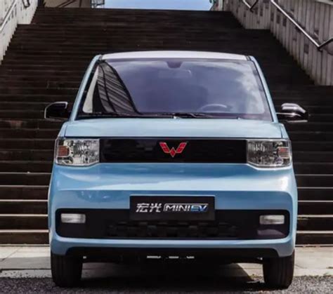 宏光MINI EV敞篷版将于9月1日开售，五菱汽车与时尚芭莎跨界合作-华夏EV网
