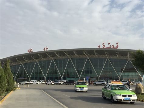 新疆喀什机场T2航站楼正式启用_凤凰网