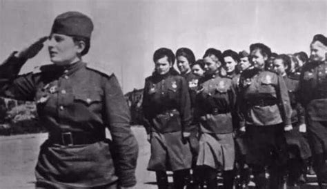 二战，苏联女兵 - 派谷照片修复翻新上色