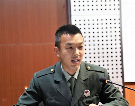 王培任陆军指挥学院院长