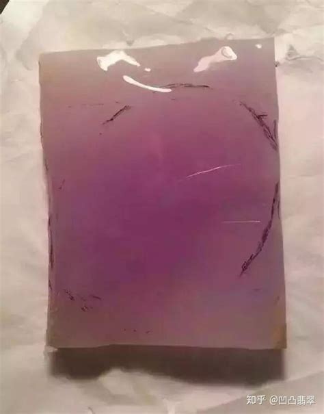 2亿9千万的高冰紫色翡翠原石标王，成品究竟能美成啥样？ - 知乎
