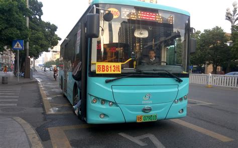 深圳E4路公交车广告 - 深圳公交车广告公司投放价格表 - 鼎禾广告