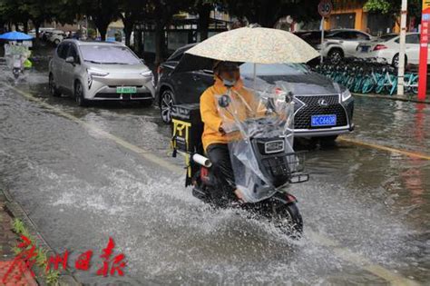 天津暴雨来袭 部分路段积水影响出行-搜狐大视野-搜狐新闻