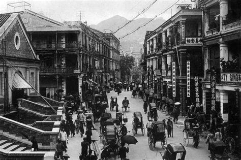 香港的历史和发展造就了其城市建筑堆叠镶嵌的形态